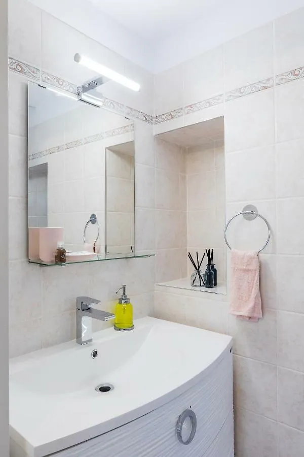 Historic Center Palace - Huge 4 Bedrooms Santa Croce Apartment - By Likehomeflorence