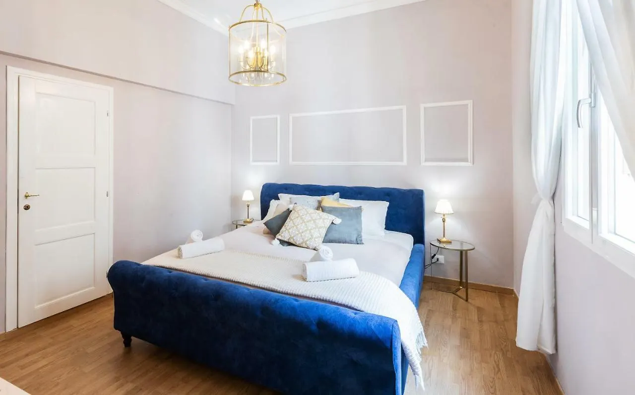 Historic Center Palace - Huge 4 Bedrooms Santa Croce Apartment - By LikehomeFlorença